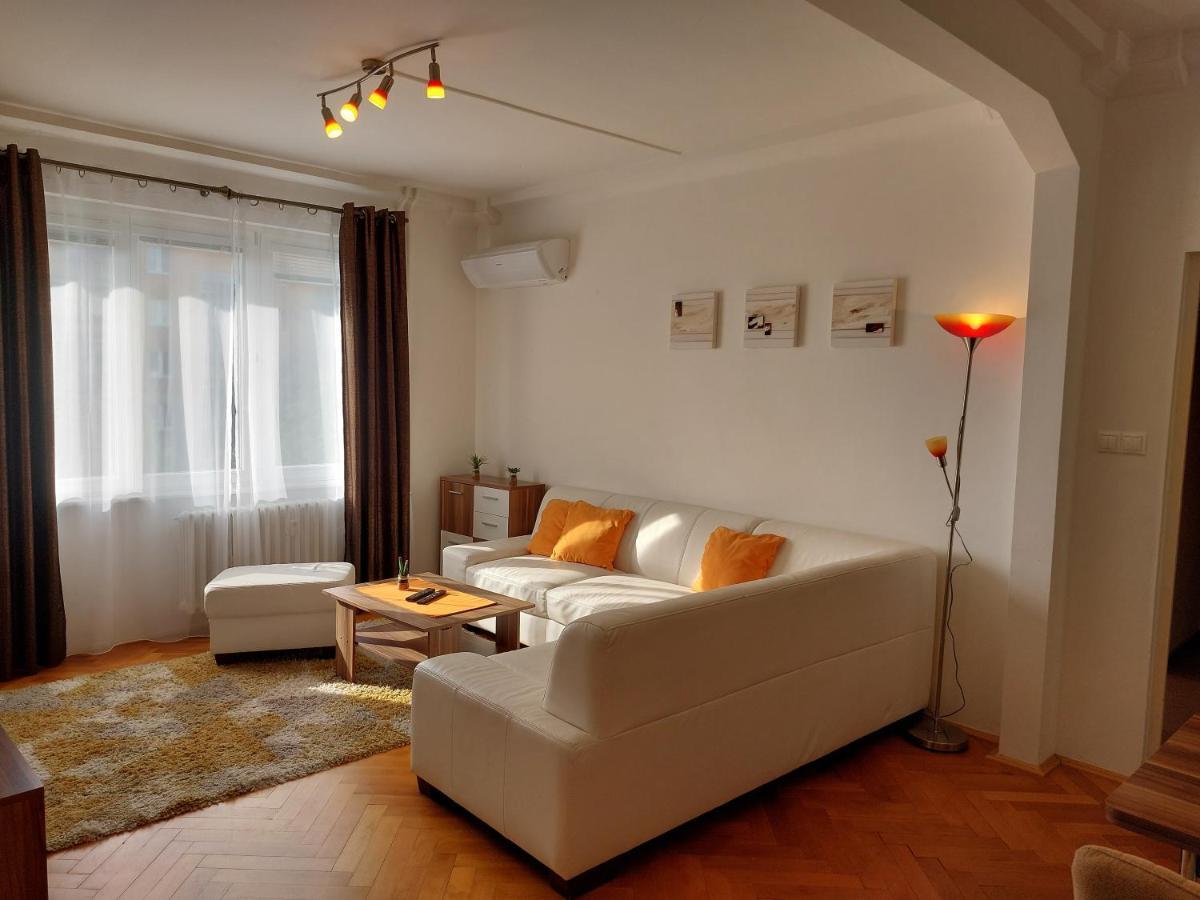 Apartman Merry 布拉迪斯拉发 外观 照片